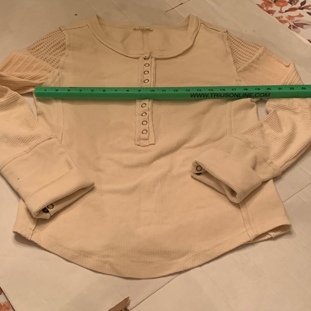 Oli & Hali Cream Long Sleeve Top EUC size XL Cream color